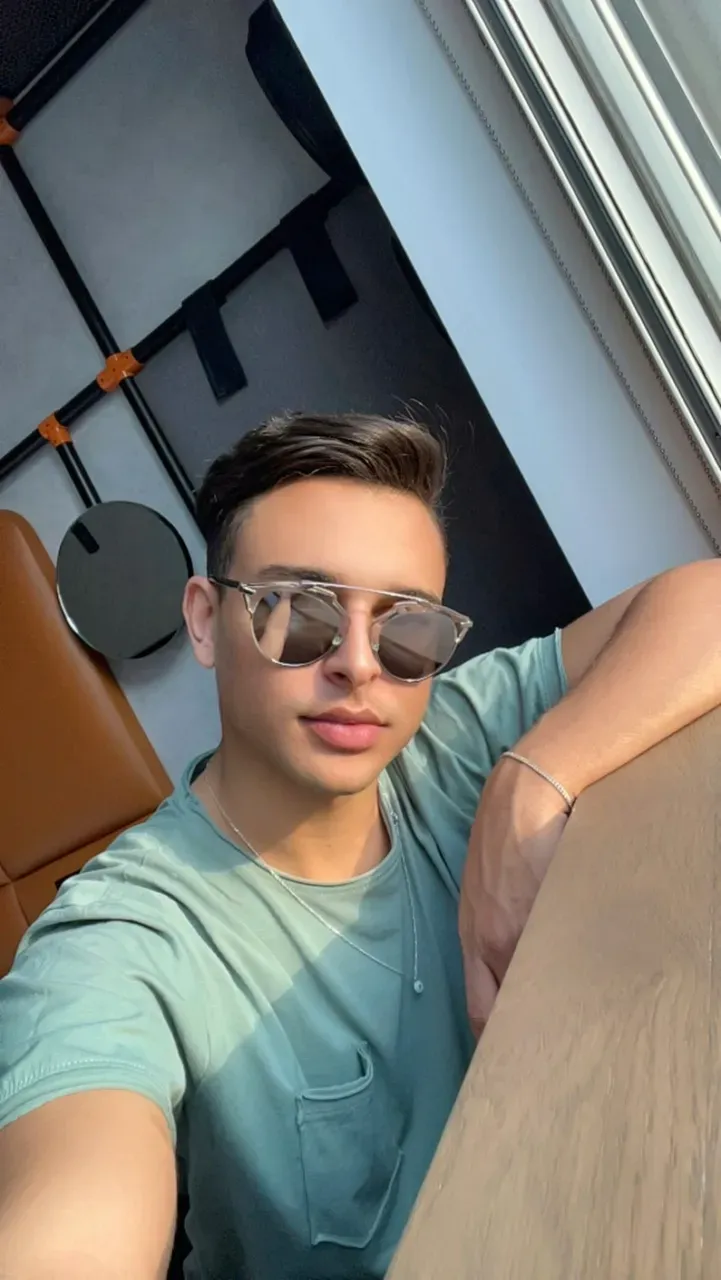 arabic boy profile photo